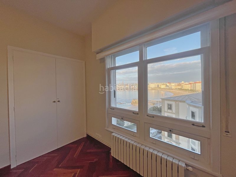 Foto 518f9222-8ffb-4109-b039-6212e39f0624. Rent flat with heating parking in San Pablo - Juan Flórez Coruña (A)