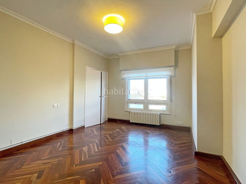 Foto 585820e7-7209-4d57-be1d-e66d614fac64. Rent flat with heating parking in San Pablo - Juan Flórez Coruña (A)