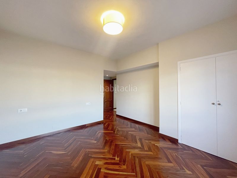 Foto 64295935-0ab7-447f-8718-d1a092c3f2d1. Rent flat with heating parking in San Pablo - Juan Flórez Coruña (A)