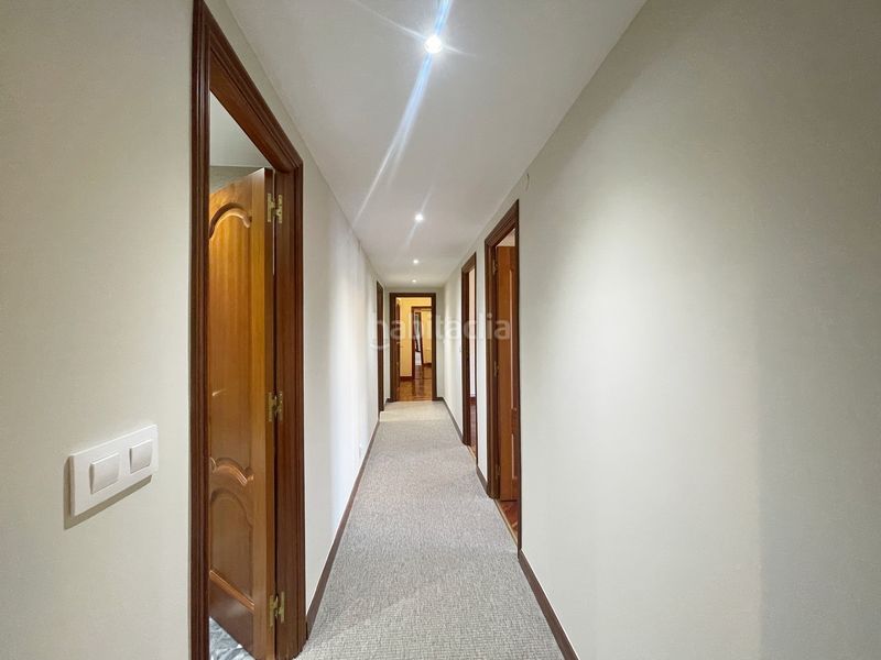 Foto b98f3afc-5ddf-4823-b8cb-2cd39cc032df. Rent flat with heating parking in San Pablo - Juan Flórez Coruña (A)