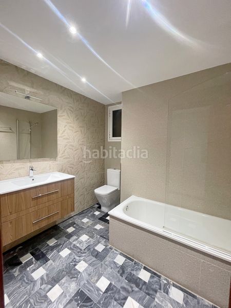 Foto c10893ed-cc62-4010-89ff-a5c02df22dba. Rent flat with heating parking in San Pablo - Juan Flórez Coruña (A)