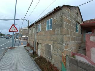 Towny house  Estrada camposancos