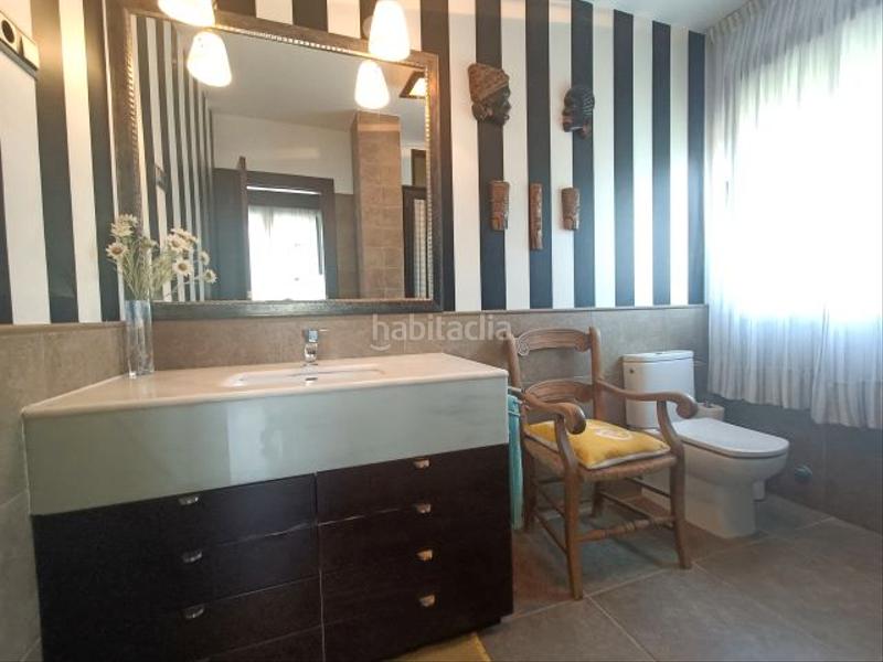 Foto a4ee542f-b7b6-41db-b782-2ced84f52491. Chalet avec cheminée chauffage dans Cabral - Candeán Vigo