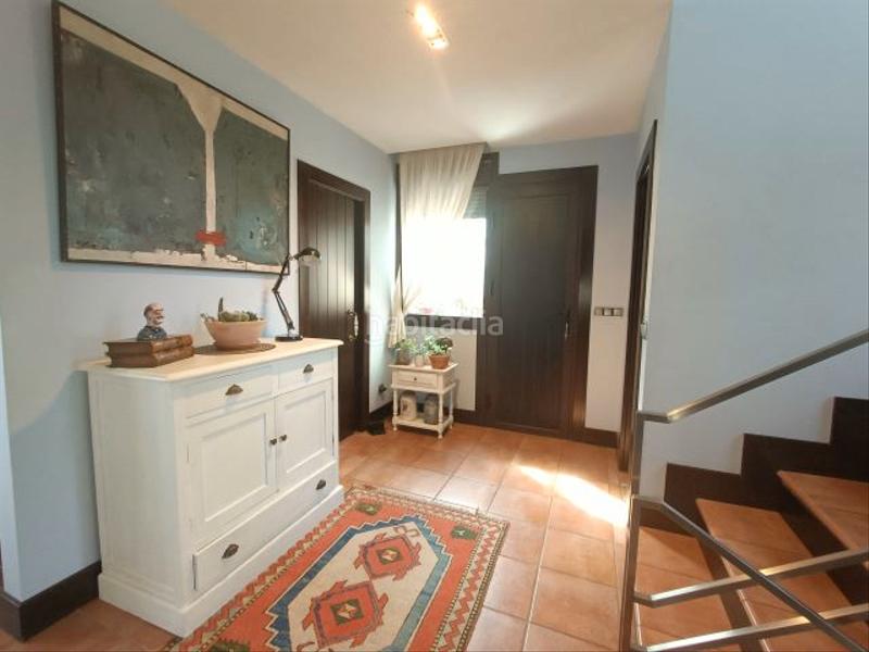 Foto ad1360bf-4733-41e1-b711-4096d59c7859. Chalet en Cabral - Candeán Vigo
