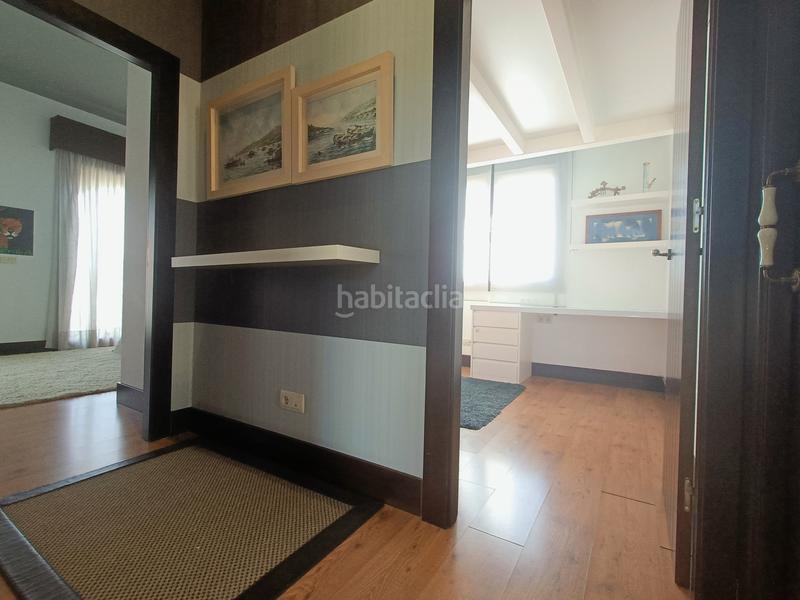 Foto e0e751ad-6678-4b89-a512-6e8dfb355a92. Chalet en Cabral - Candeán Vigo