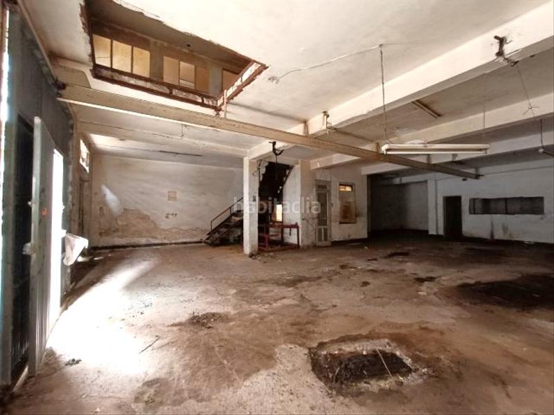 Foto ec6f674f-7c93-45fc-9b42-caebf27b96eb. Rent business premise in Casco Vello Vigo