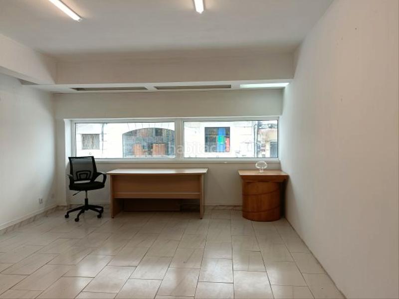 Foto 660a4162-838e-437c-bcab-472dee636b53. Affitto locale commerciale in Centro - Areal Vigo