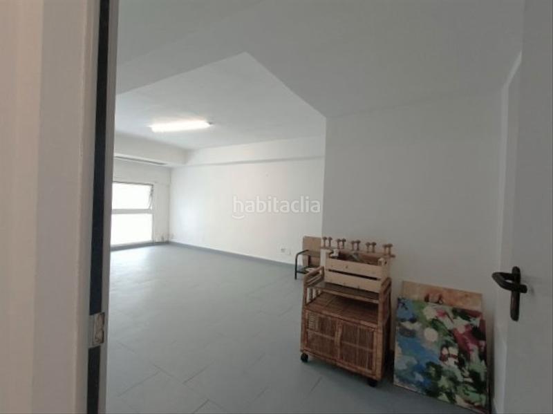 Foto c4331b95-e5de-4a06-9002-9c8a07dd6eff. Alquiler local comercial local centrico. próximoa puerta do sol en Vigo