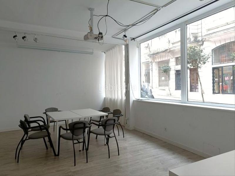 Foto e6586362-a177-4e4a-9738-2b2bf9566a2c. Lloguer local comercial a Centro - Areal Vigo