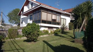 Chalet  Avenida santa mariña. Cabral. vivienda unifamiliar con vistas
