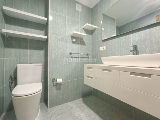 Foto 083210b4-95bd-45d1-9393-f2cf8b890dcc. Flat with heating parking in Lavadores Vigo