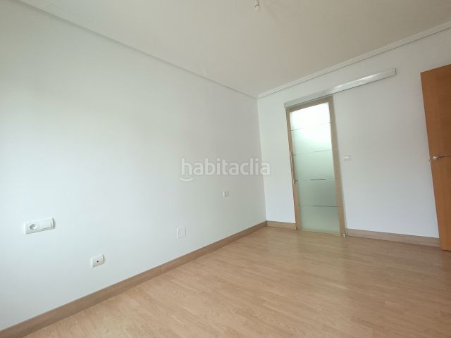 Foto 4467d74d-33a1-4b7d-8419-96451454ee33. Flat with heating parking in Lavadores Vigo