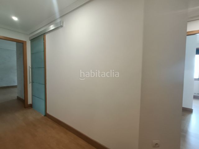 Foto c2c583a1-3078-41d7-a63f-b5b17aa98f1d. Flat with heating parking in Lavadores Vigo