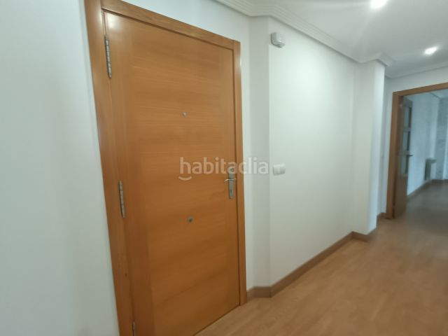 Foto eb57ddf3-5b13-4195-aad9-036bef484e15. Flat with heating parking in Lavadores Vigo