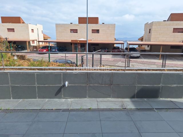 Foto 31b0bbc3-ec0c-4472-8ca8-8b9aa2cd31d3. Pis amb aparcament a Baiona