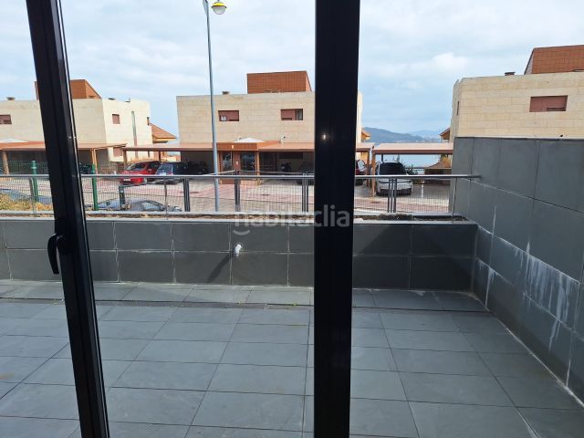 Foto 4a19a537-9182-4378-87ae-9d6b7a9e4414. Pis amb aparcament a Baiona