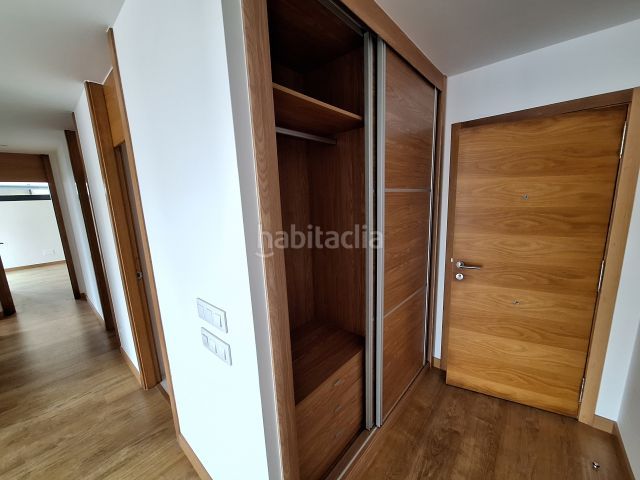Foto 166fbb42-923b-4e66-91fb-4dd41c58321c. Pis amb aparcament a Baiona
