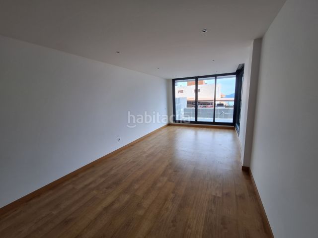 Foto 85d859b5-c7c2-47e1-937c-0dd3737df188. Pis amb aparcament a Baiona
