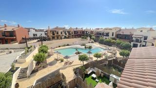 Semi detached house  De las higueras