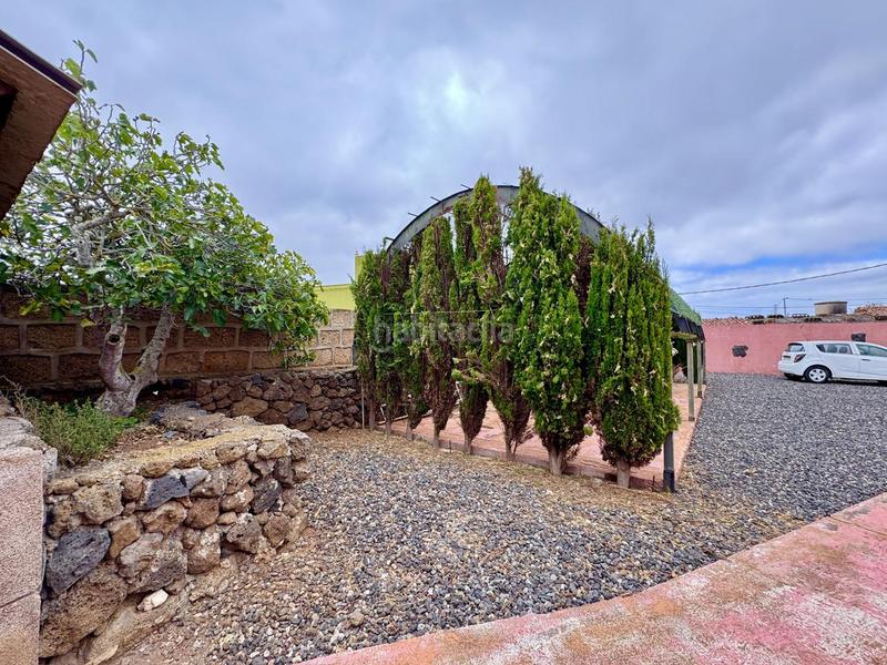 Foto 3164bd3b-3b20-483f-a5b0-d7a85be72d6a. Casa amb aparcament a El Sobradillo Santa Cruz de Tenerife