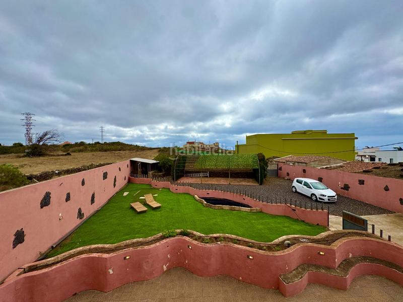 Foto 8656688b-9061-4889-b473-a8cd0eb16e49. Casa amb aparcament a El Sobradillo Santa Cruz de Tenerife