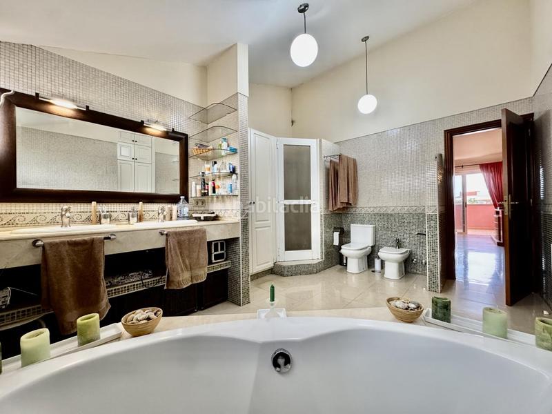 Foto d3fa3af2-982a-4149-b3ea-79d51729bcef. Casa amb aparcament a El Sobradillo Santa Cruz de Tenerife