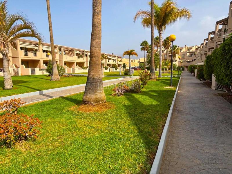 Foto 87a2fdd4-efce-4d75-9389-61b001dd1d22. Dúplex  con terraza, vistas al mar y piscina, a solo 20 metros de la playa de la tejita en Granadilla de Abona
