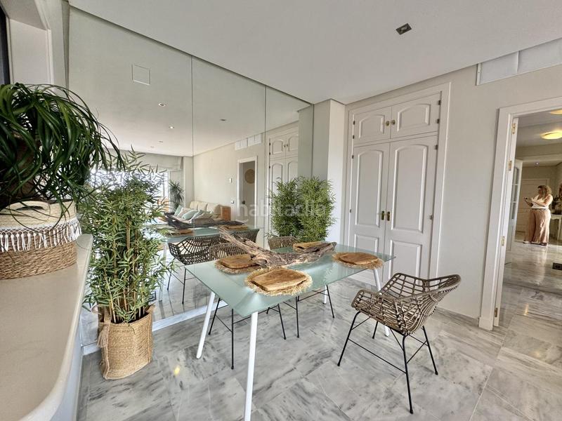 Foto 440a8814-7d82-45c1-b4b7-2c6a3fc17f55. Etagenwohnung mit parking in Zona Centro Comercial Torrequebrada Benalmádena