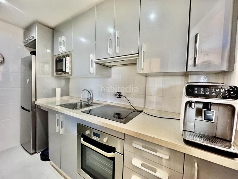 Foto 5c15e63f-8ca6-4ff2-8752-2c71691d0067. Piso en Zona Centro Comercial Torrequebrada Benalmádena