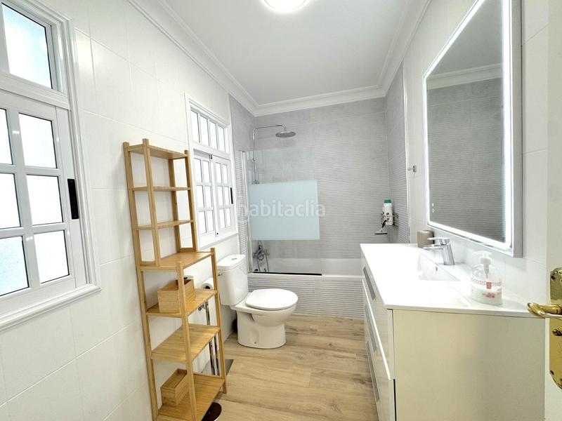 Foto afd6b79d-29a2-49f0-8162-e7a806e3bd5e. Appartamento con parcheggio in Playa Jardín Puerto de la Cruz