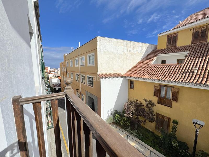 Foto 0c226ffb-4b92-420d-a734-f1ffe0fa4ffe. Flat with parking in Playa Jardín Puerto de la Cruz