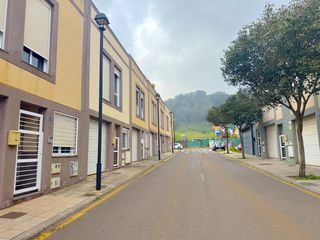 Casa adossada  Avellano