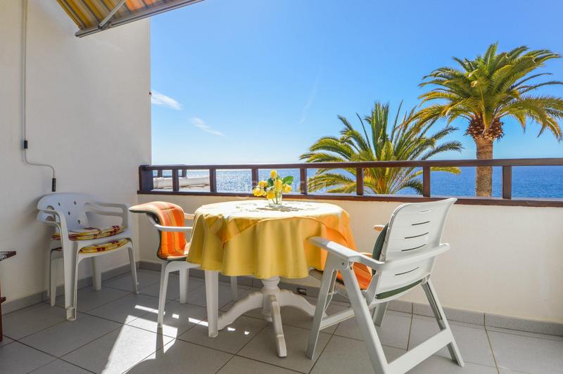 Foto 6de3ed63-fa3b-48b8-a76e-e4fcf13ca7c0. Apartamento estudio en primera línea de la playa en arguineguin en Mogán