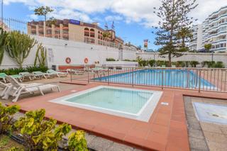 Lloguer Apartament a Playa del Inglés. Apartamento con terraza y vistas a la piscina en el cc. el yumbo