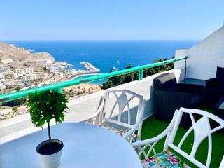 Appartement à Puerto Rico. Apartamento en planta superior con amplia terraza y vistas panor