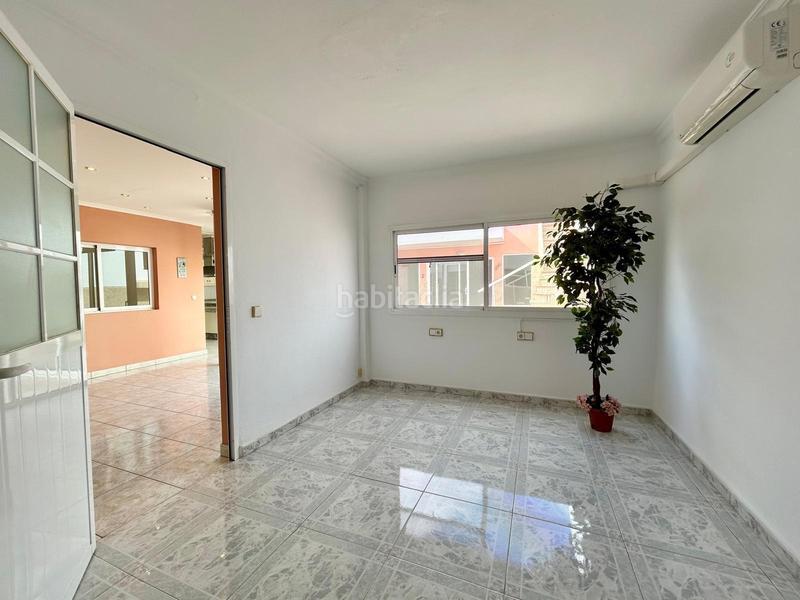 Foto 82584b9a-18ef-4594-a18c-b457d75fb22b. Casa adosada  en residencial San Fernando en San Bartolomé de Tirajana
