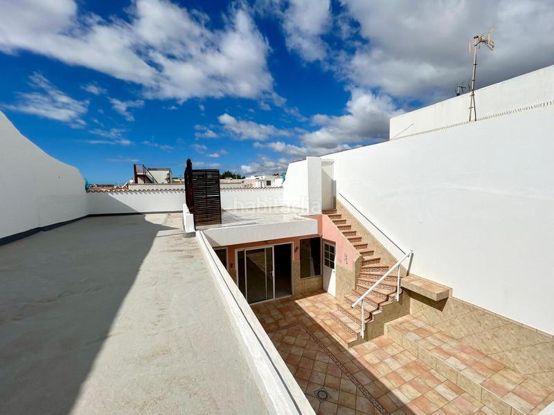 Foto daf3517f-f7af-4a48-b8bd-359a07a5aa40. Casa adosada  en residencial San Fernando en San Bartolomé de Tirajana