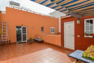 Chalet en Sardina. Encantador chalet en la orilla sardina ideal para vivir y disfru