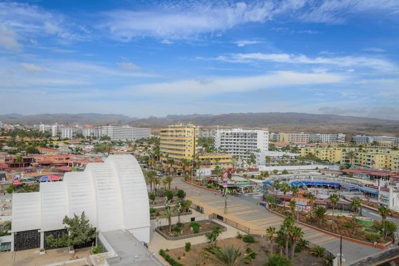 Foto 304c474b-0d57-4d46-9495-640bd989b2e6. Estudi amb piscina a Playa del Inglés San Bartolomé de Tirajana