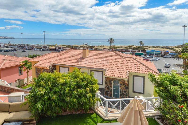 Foto d10959a3-032a-441c-a890-5053f0bb801a. Chalet con parcheggio piscina in Playa del Inglés San Bartolomé de Tirajana