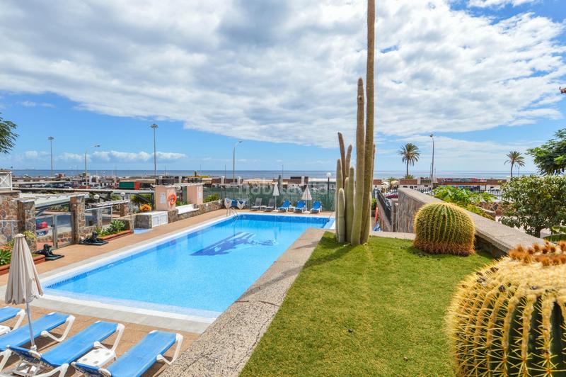 Foto d77f8865-9d7f-4ba6-9190-c20df015dad7. Chalet con parcheggio piscina in Playa del Inglés San Bartolomé de Tirajana