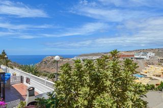 Duplex in Puerto Rico. Dúplex de 3 dormitorios con preciosas vistas al mar en puerto ri