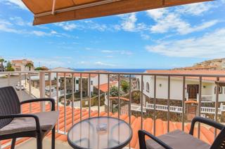 Tríplex en Arguineguín. Tríplex de 3 dormitorios con vistas encantadoras al mar en loma