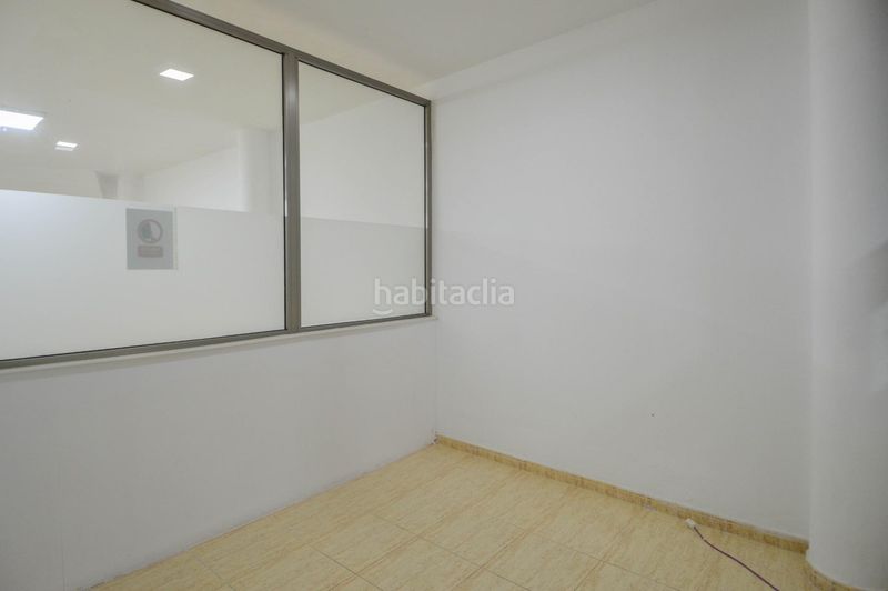 Foto a7fa352b-5a03-4cd6-b80a-cf00d392b62c. Location local commercial dans Arguineguín Mogán