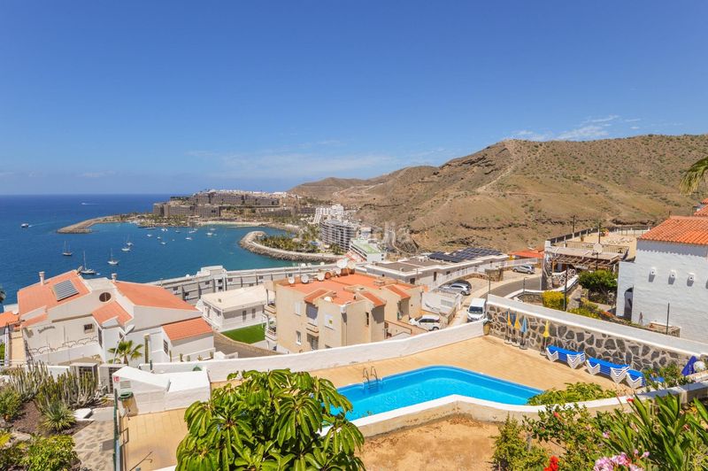 Foto ec7de9e6-9988-4012-af70-ad1df98d5346. Casa amb piscina a Arguineguín Mogán