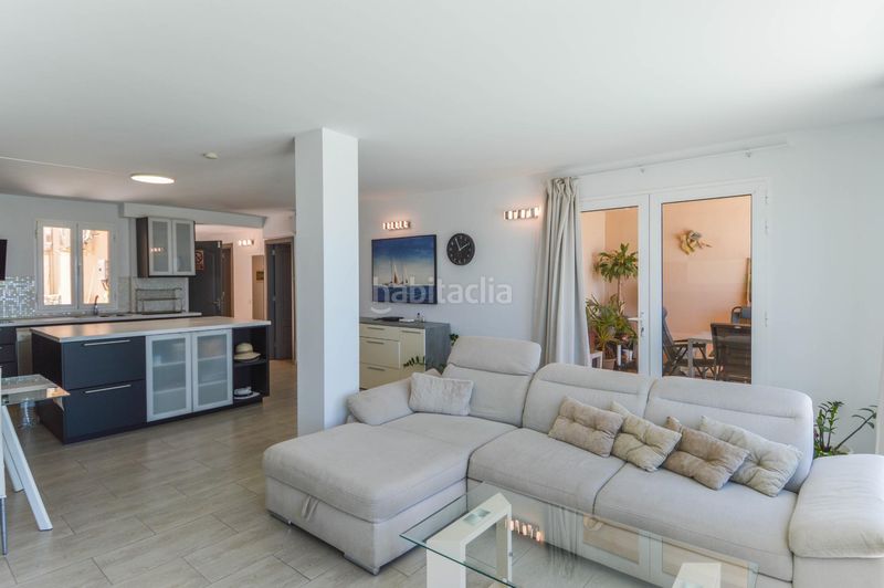 Foto 2f5736d8-2b3b-4cb7-9e51-66955a87c328. Apartament amb piscina a Arguineguín Mogán