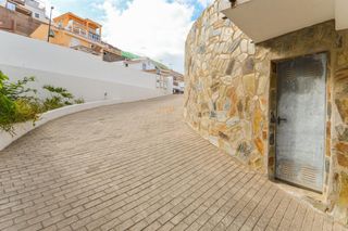 Rent Business premise in Arguineguín. Alquiler con opción a compra oportunidad única, gran almacén de