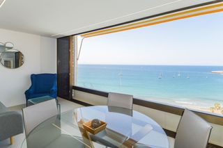 Appartement à Arguineguín. Vistas panorámicas al mar joya de diseño reformada en primera lí