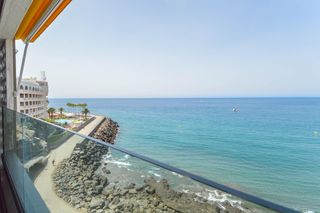 Appartement à Arguineguín. Elegancia y mar en patalavaca apto de 2 dormitorios con diseño m
