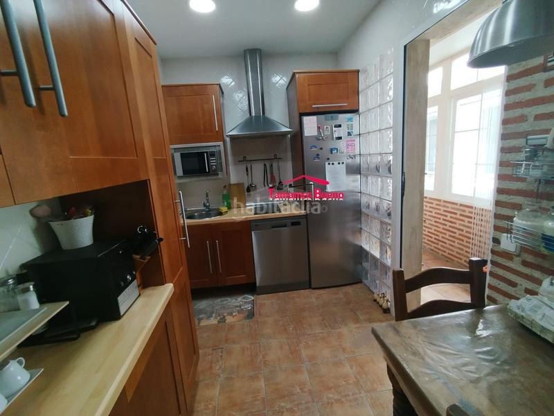 Foto 137c3b4f-bc5c-425e-b48d-d8f9dd2f8ca3. Etagenwohnung mit heizung in San Bernardo Salamanca